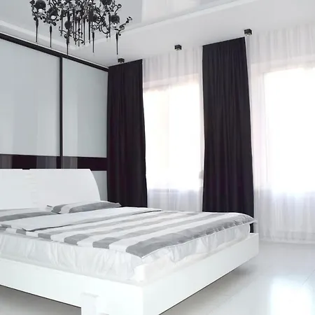 Apartment Arkadiya,160 M Three Bedrooms!